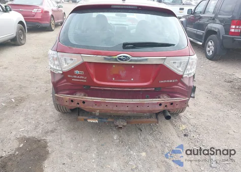 2010 Subaru Impreza 2.5I Premium z USA, uszkodzony, nr VIN JF1GH6B64AH812891